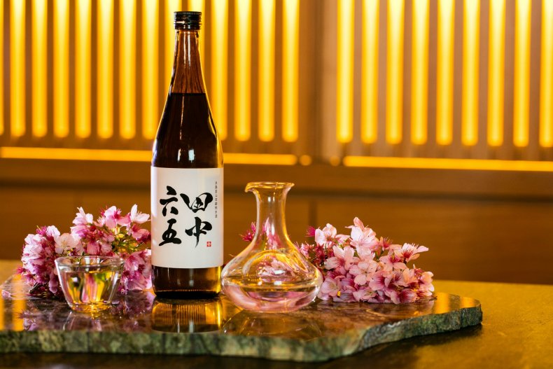 Саке ─ японский алкогольный напиток, получаемый из риса.