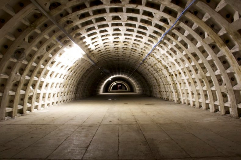 Подземные туннели