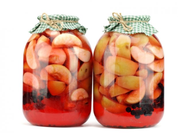 Компот из яблок и винограда Компот из яблок и винограда