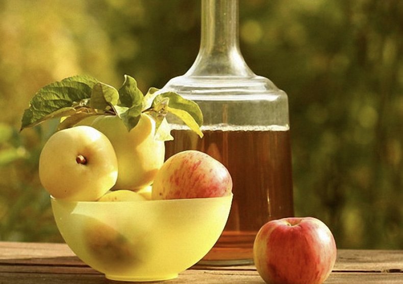 Настойка из яблок на водке: рецепт приготовления в домашних условиях с фото  и видео