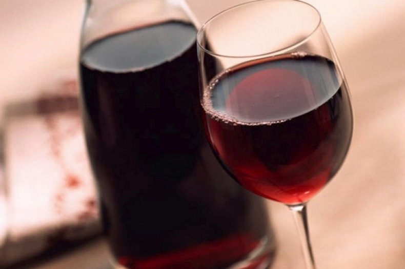 Как и сколько хранится домашнее вино