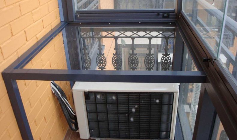 Установка внешнего блока кондиционера на балконе
