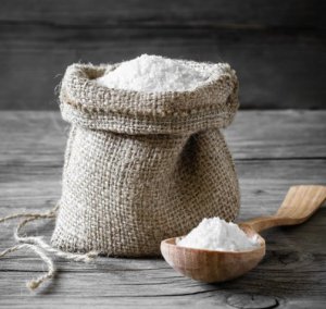 Соль: полезные свойства и вред от употребления для организма человека