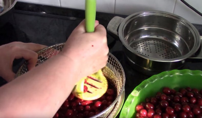 Как приготовить вишневый джем