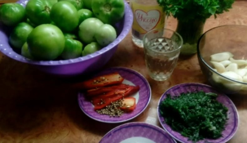 Вкусные зелёные помидоры с чесноком по-армянски на зиму пошаговый рецепт