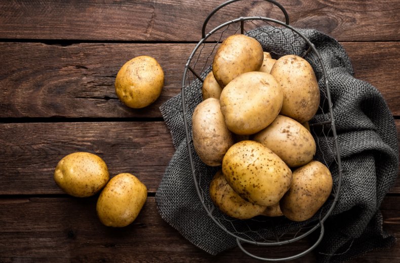 Дешёвый российский картофель штурмует рынок Украины